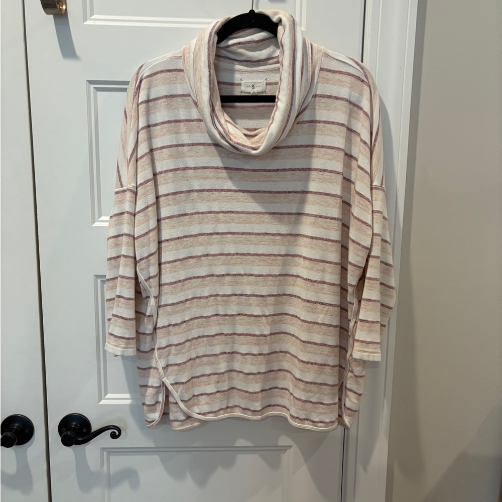 🟣 $3/$10 sale!
Lou & Grey Striped Cowl Neck Sweater - Cream and Pink